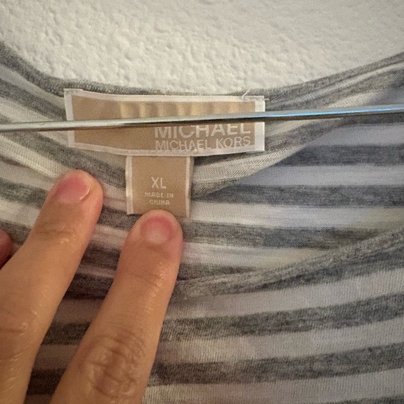 Michael Kors Gray Striped Short Sleeve Top 100% cotton size xl - Picture 6 of 6